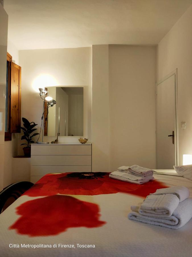Apartamento Overlooking's Duomo In Mercato Centrale Florença
